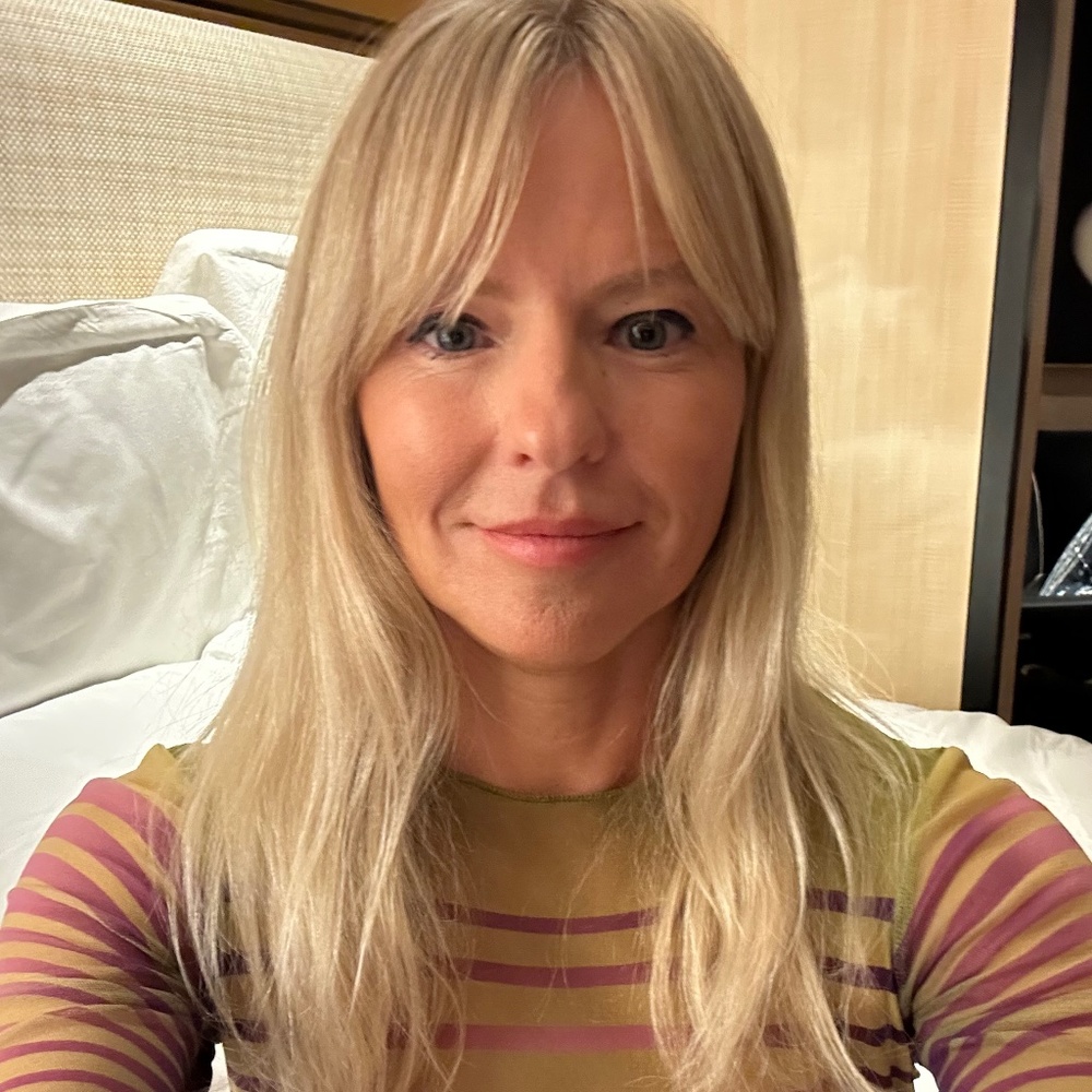 Meet your Posher, Avery